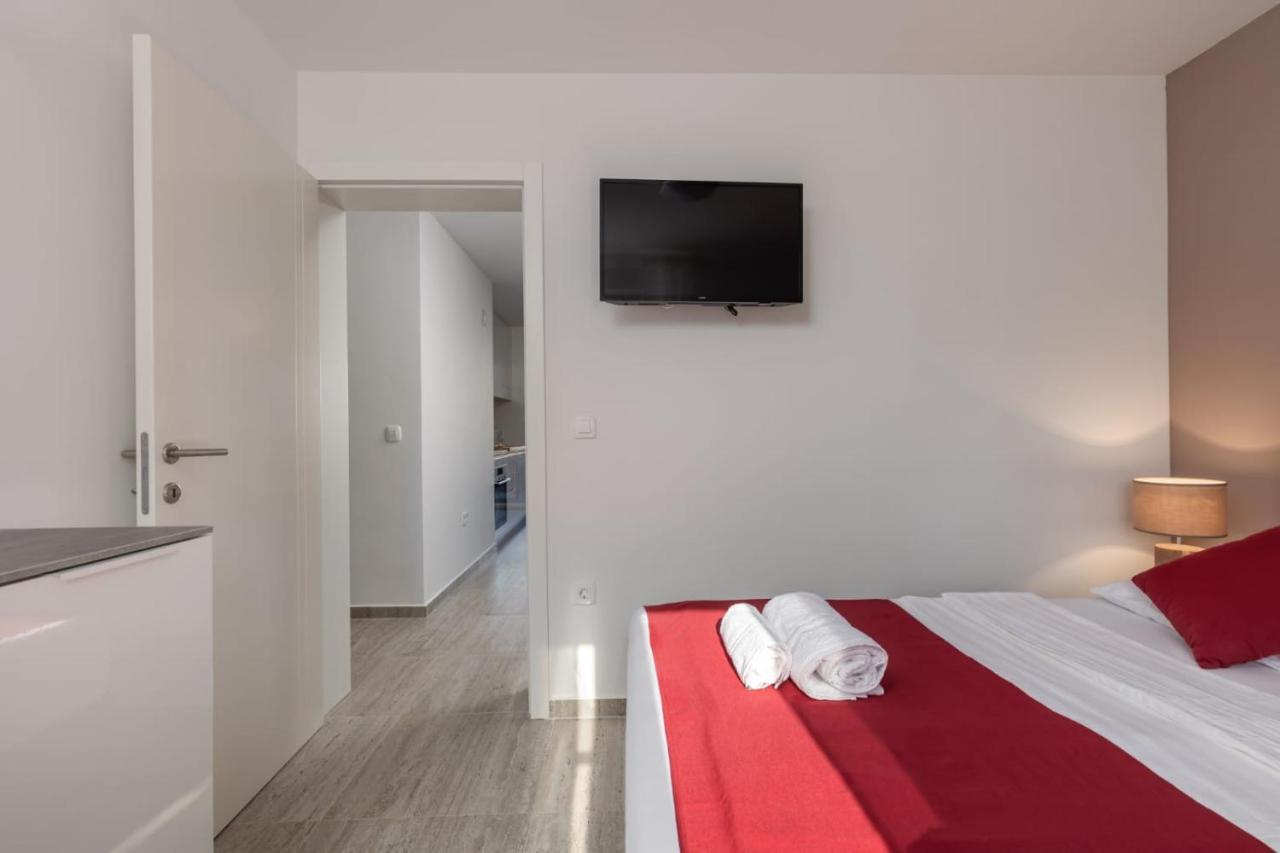 Apartments Cesare Nin Eksteriør billede