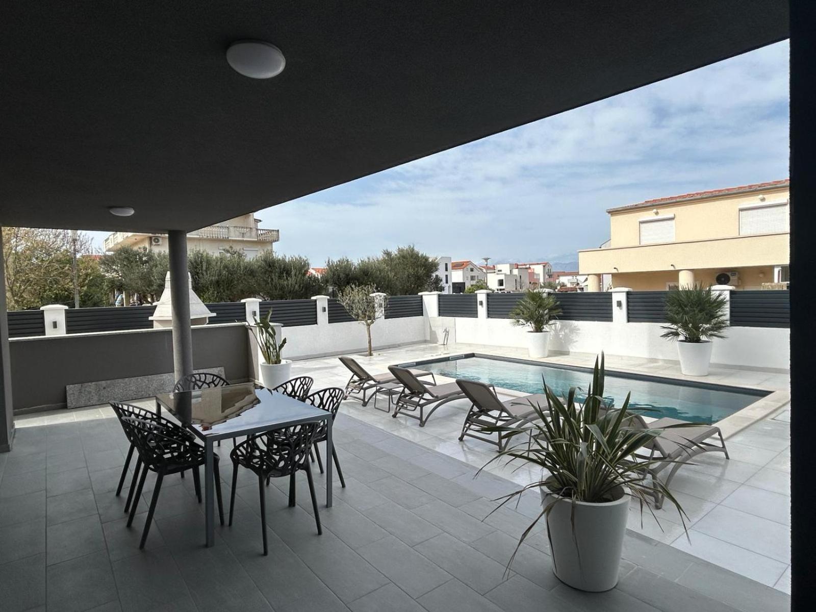 Apartments Cesare Nin Eksteriør billede